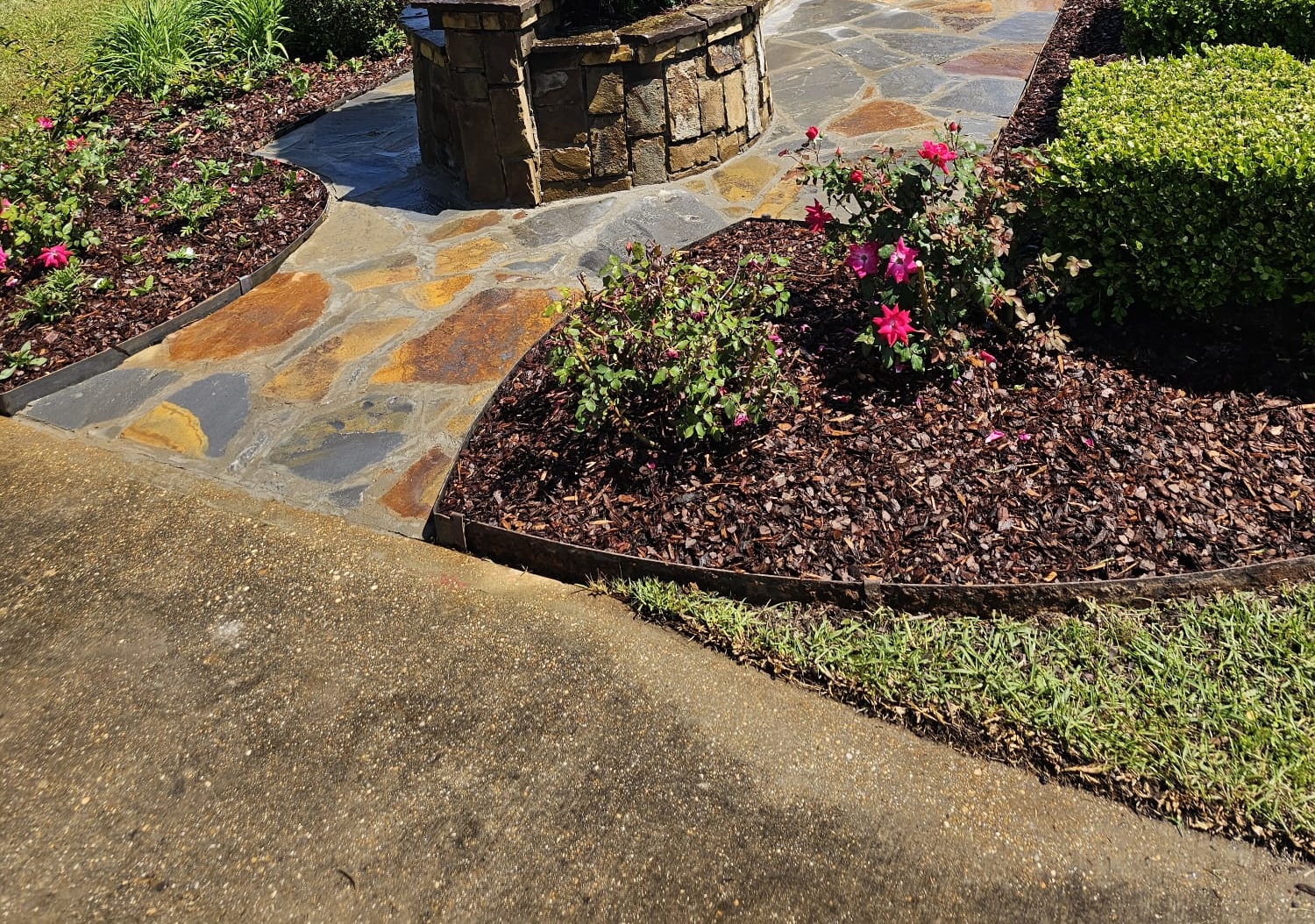 Professional hardscape and lawn design